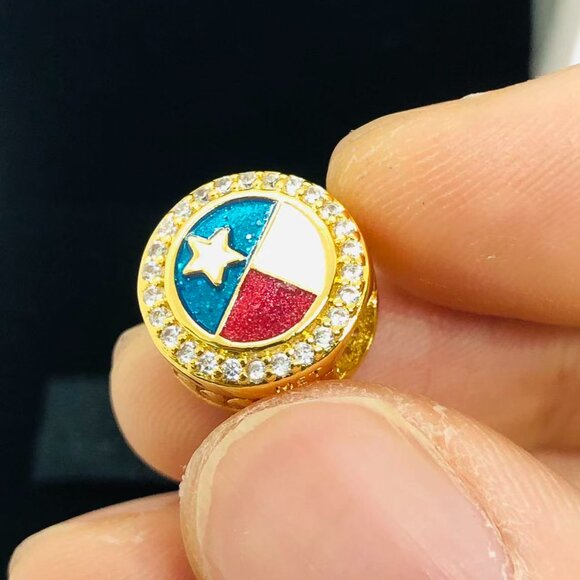 ✨🔥Pandora State Of Texas Exclusive Flag Button Charm - Picture 3 of 3